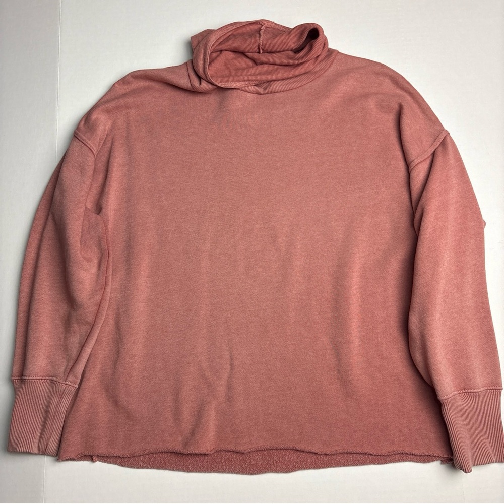 Aerie Women’s Medium Sweatshirt Dusty Rose Pink Turtleneck Pullover Cotton Poly